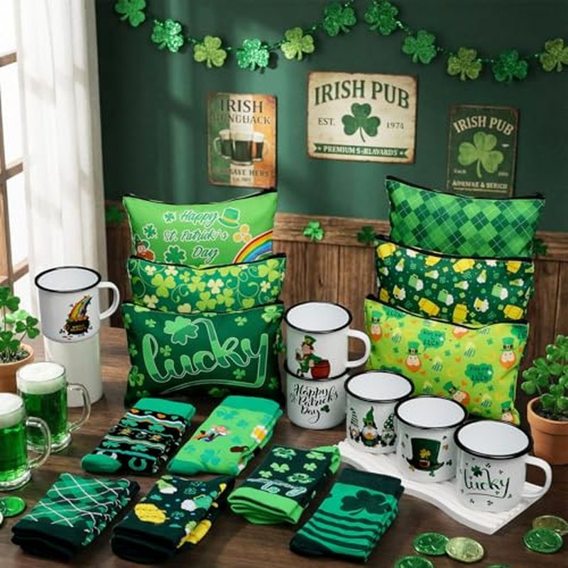 18 Pcs St Patrick's Day Gifts Set Happy St Patrick's Day Enamel Mugs Irish Shamrock Lucky Makeup Bags Green Clover Socks Bulk Party Favors Supplies for Women Coworkers Saint Patty's Decor
