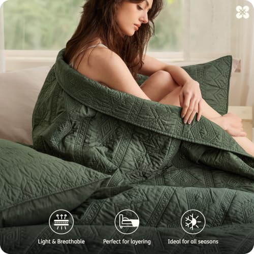 Bedsure PureWoven 100% Cotton Quilt Set Queen Olive Green - Tribal Geometry