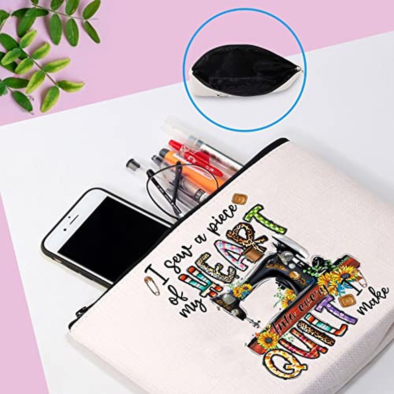 GJTIM Sewing Makeup Bag Sewing Machine Theme Gift I Sew A Piece of My Heart Into Every Quilt I Make Sewing Addicts Gift for Costume Designer (Quilt I Make Bag)