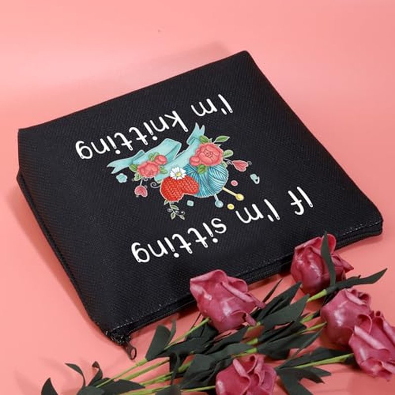 JXGZSO Funny Knitting Gift If I'm Sitting I'm Knitting Cosmetic Bag With Zipper Knitting Project Bag Crochet Lover Gift (I'm Sitting I'm Knitting Black)