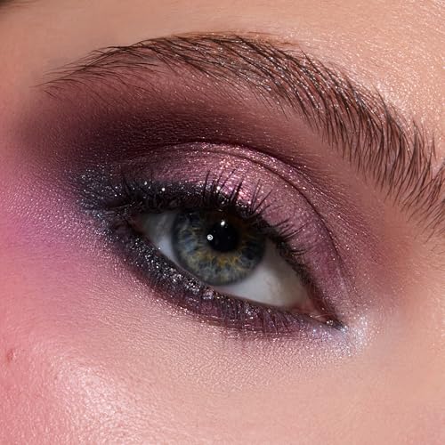 Eyeshadow Palette - 15 Matte Metallic & Glitter Shades for Bold Looks