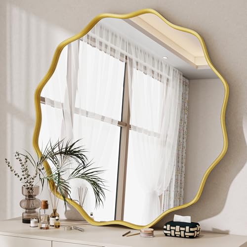 VETROVUE 30" Wavy Round Mirror with Gold Scalloped Metal Frame