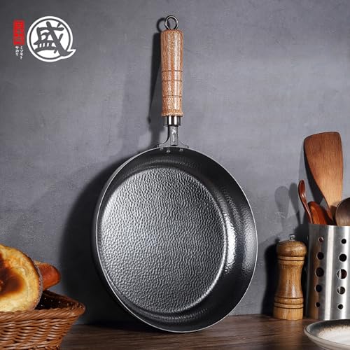 MITSUMOTO SAKARI 12-Inch Japanese Cast Iron Skillet Flat Bottom, Hammered Surface