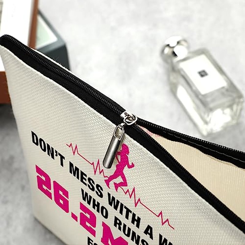 Decohim Inspirational Makeup Bag Cosmetic Bag Travel Pouch Marathon Runner Gifts for Women Birthday Christmas Graduation Gifts for Running Lover Runner Friend Bestie Don't Mess With A Woman