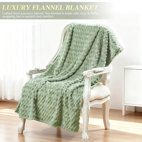 Mother's Day Gift Basket for Women - Vanilla Relaxation Spa Set with Tumbler & Cozy Blanket - Green