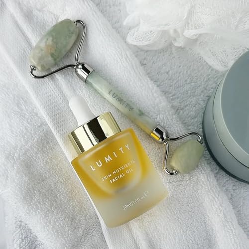 LUMITY Jade Roller. Luxurious Jade Roller - a skincare essential. Designed to aid lymphatic drainage, reduce puffiness and release tension in facial muscles