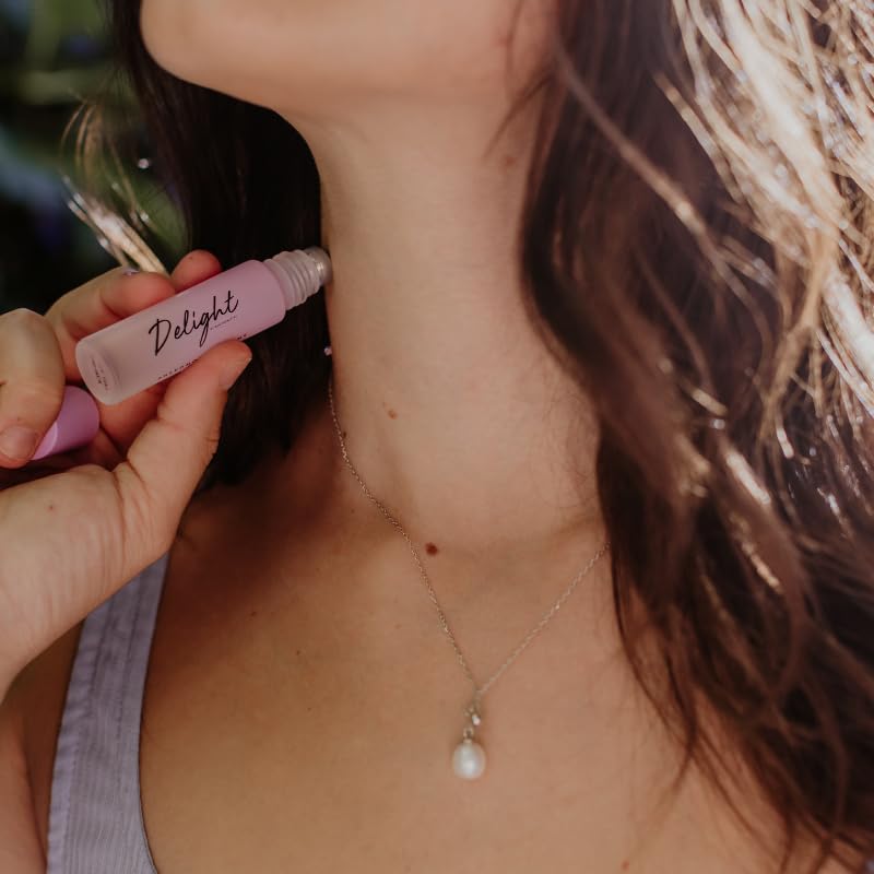Women’s Pheromone Perfume Roll-On - 10ml Natural Fragrance for Women