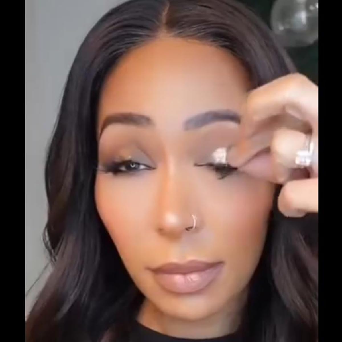 Lazy Eye Shadow Eyelash Patch, Eyeshadow Eyelashes Makeup Stickers,2-in-1 Reusable Eye Makeup Stickers with False Lashes & Shadow, Makeups Stencils Sticker for All EyeShapes (Green)