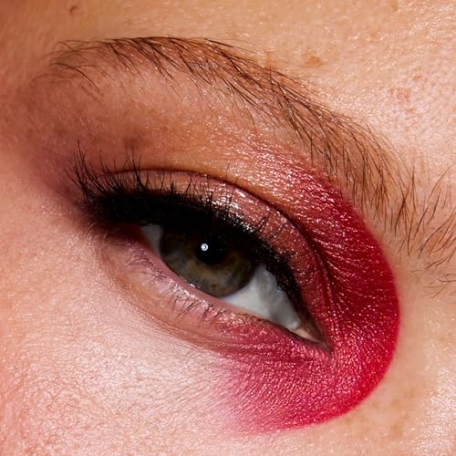 Eyeshadow Palette - 15 Matte Metallic & Glitter Shades for Bold Looks