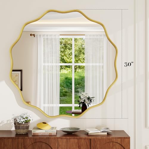 VETROVUE 30" Wavy Round Mirror with Gold Scalloped Metal Frame