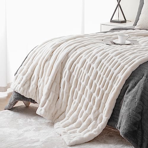 BATTILO Soft Ivory Faux Fur Throw Blanket 50x60 Inches Double-Sided Couch Decor