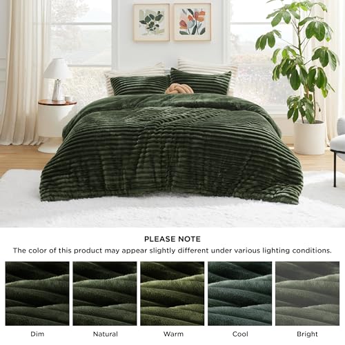 Queen Fluffy Comforter Set - 90x90 Olive Green Cozy Bedding with Pillowcases