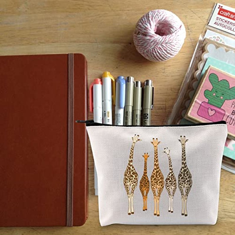 BLUPARK Funny giraffe cosmetic bag Animals lover gift giraffe zipper pouch giraffe lover gift giraffe makeup bag giraffe gifts for women(Giraffe Bag)
