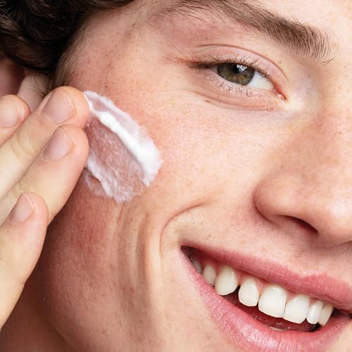 Hydrating Face Cream with Hyaluronic Acid and Natural Oils - 1.3 fl oz