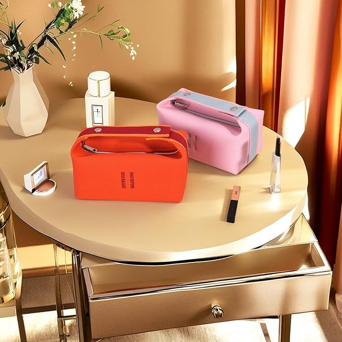 Orange Red Canvas Makeup Bag for Women, Travel & Hanging Cosmetic Organizer - Variation: Red