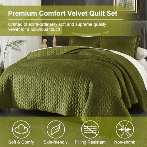 King Size Velvet Quilt Set with Embroidered Leaf Design - Green Reversible Bedspread, 3 Pieces