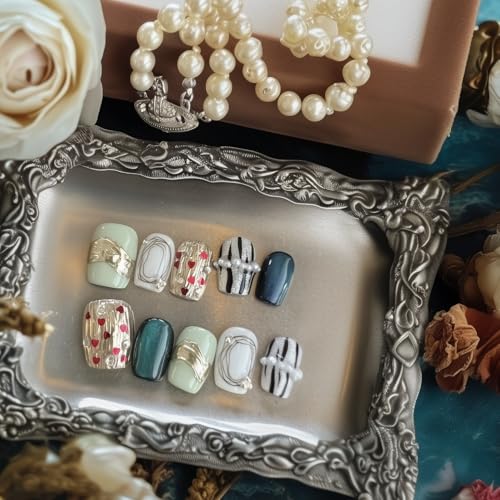 Matcha Muse Cat-Eye Press-On Nails Gift Kit Large - All-in-One Set