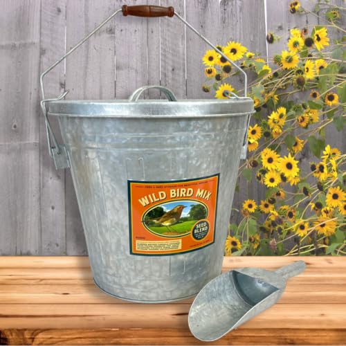 Galvanized Steel Bird Seed Storage Bin with Locking Lid & Scoop - Rustic Farmhouse Design, 16.5 Quarts / 25 Pounds Capacity