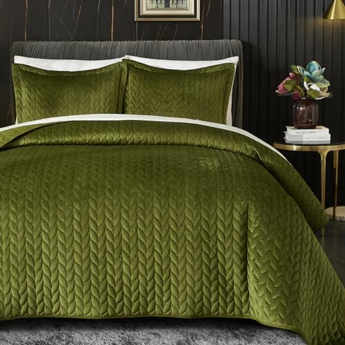 King Size Velvet Quilt Set with Embroidered Leaf Design - Green Reversible Bedspread, 3 Pieces