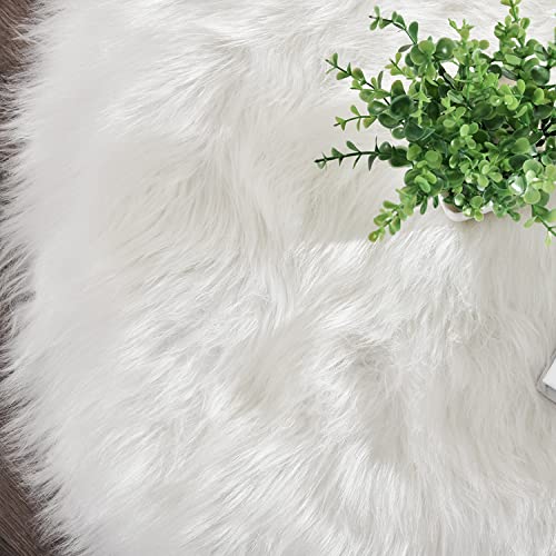 Latepis 4x6 White Faux Sheepskin Rug - Fluffy Plush Bedroom & Living Room Decor