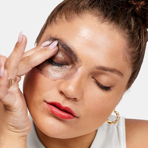 Clinique Take The Day Off Charcoal Cleansing Balm Makeup Remover | Dissolves Makeup and Sunscreen | For Dry Combination to Oily Skin Types