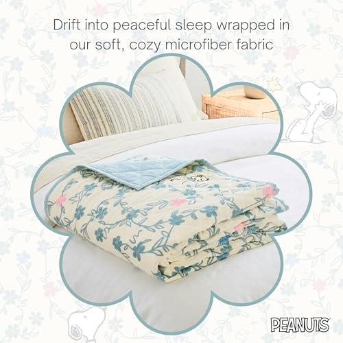 Franco Peanuts Snoopy Floral Full/Queen Microfiber Quilt Set with 2 Shams - All-Season Lightweight Bedding