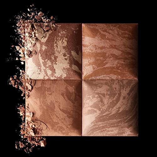 Hourglass Ambient Lighting Bronzer in Luminous Bronze Light. Highlighting Bronzer for a Natural Sun-Kissed Glow