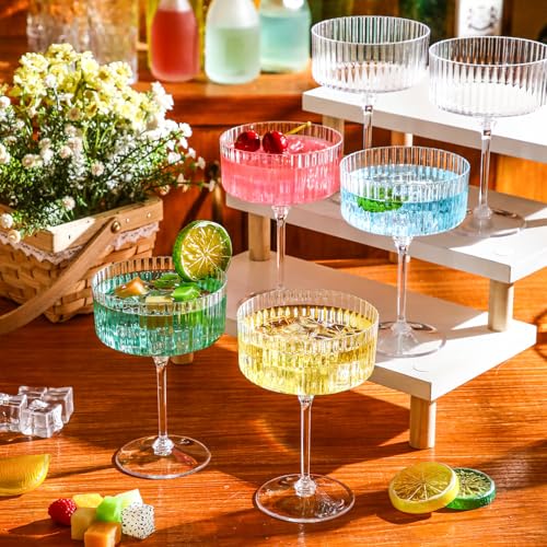 Plastic Martini Glasses 10 oz Clear 100 Pcs Ribbed Design Party Drinkware