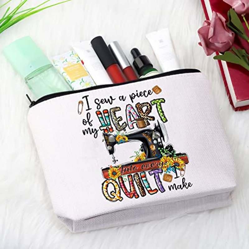 GJTIM Sewing Makeup Bag Sewing Machine Theme Gift I Sew A Piece of My Heart Into Every Quilt I Make Sewing Addicts Gift for Costume Designer (Quilt I Make Bag)