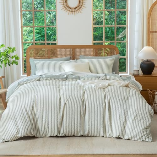 King Size Sage Green Comforter Set - 3 Piece Microfiber Bedding with Pillowcases