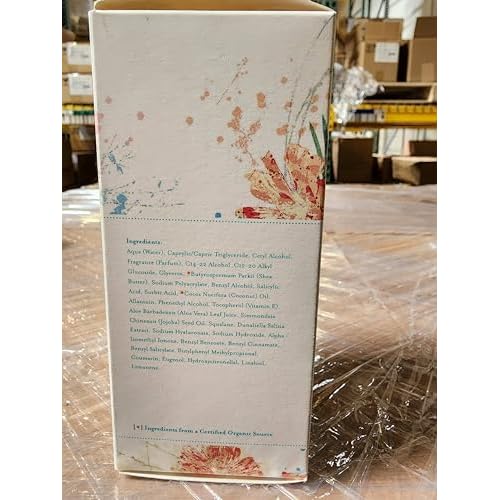 Lavido - Natural Aromatic Body Lotion | Clean, Non-Toxic Skincare (Musk & Coconut, 4.05 fl oz | 120 ml)