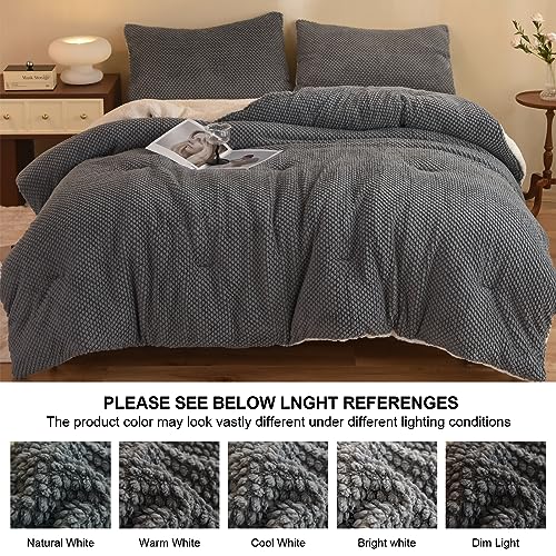 Queen Size 3D Jacquard Comforter Set with Sherpa Fleece - Grey, 3 Pieces