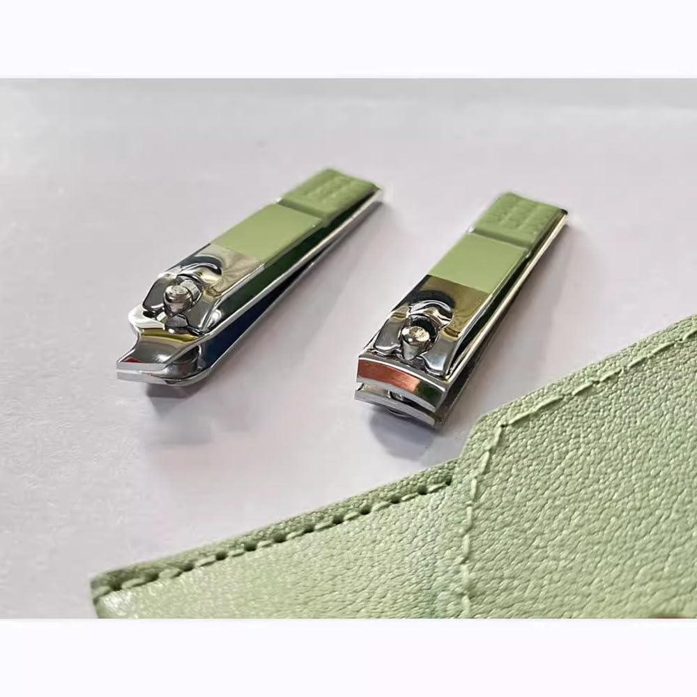 Manicure Set, Bulk Nail Clippers, Stainless Steel Professional Pedicure Set with Travel Box, Suitable for Men Aand Women.