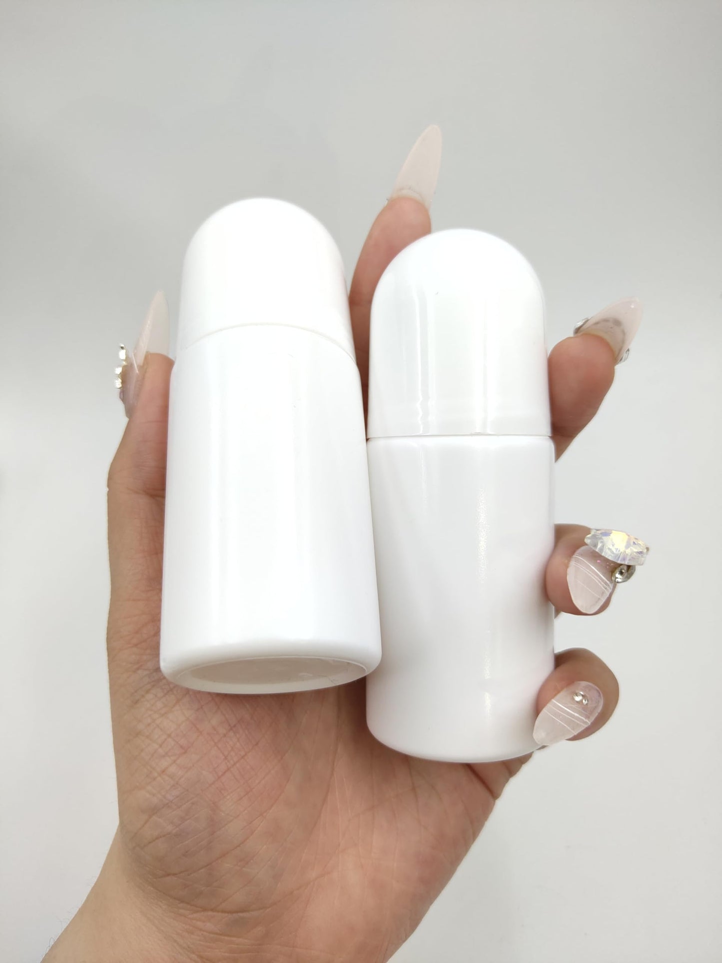 YYNGJCK Roll-on Perfume Bottles 1.7oz 50mL White Plastic | 4Packs, Empty, Refillable, Roller, Anti-perspirant, Roller Ball, for DIY Deodorants, Essential Oils, Fragrances