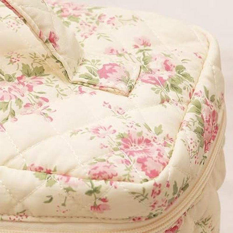 3 Pcs Cotton Quilted Makeup Bag, Large Aesthetic Cosmetic Bag Set Cute Flower Travel Toiletry Bag Makeup Brushes Storage Bag Trendy Makeup Organizer Bag for Women Girls (Pink Flower Set)