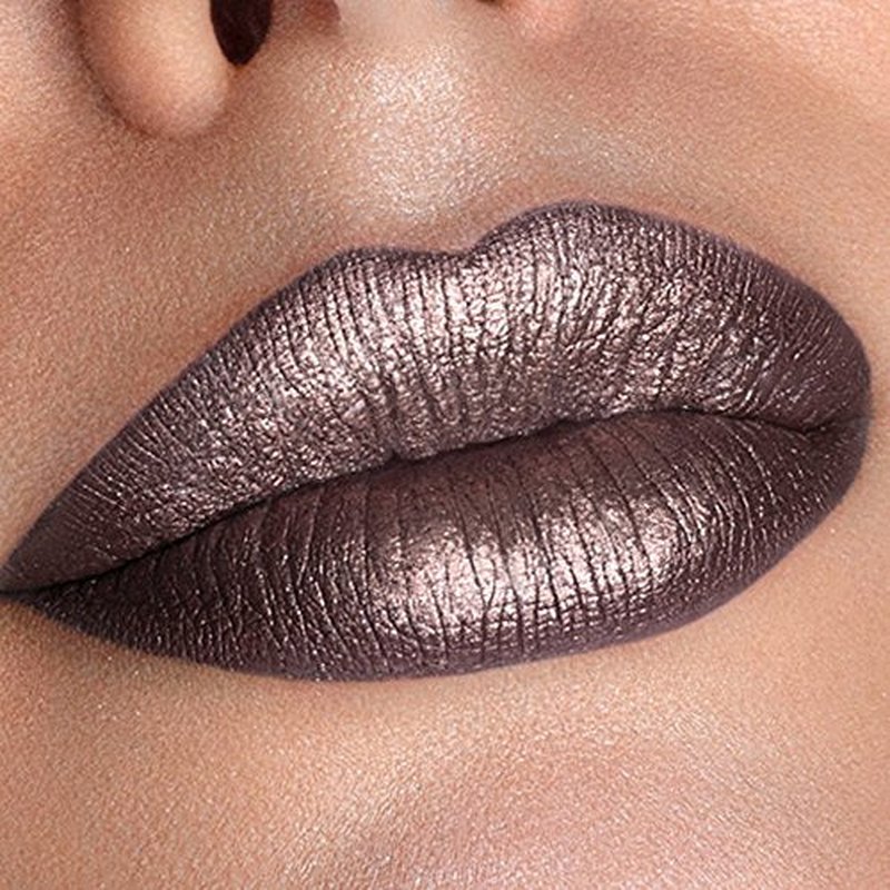 Maybelline New York Color Sensational Silver Lipstick Metallic Lipstick, Smoked Silver, 0.15 oz