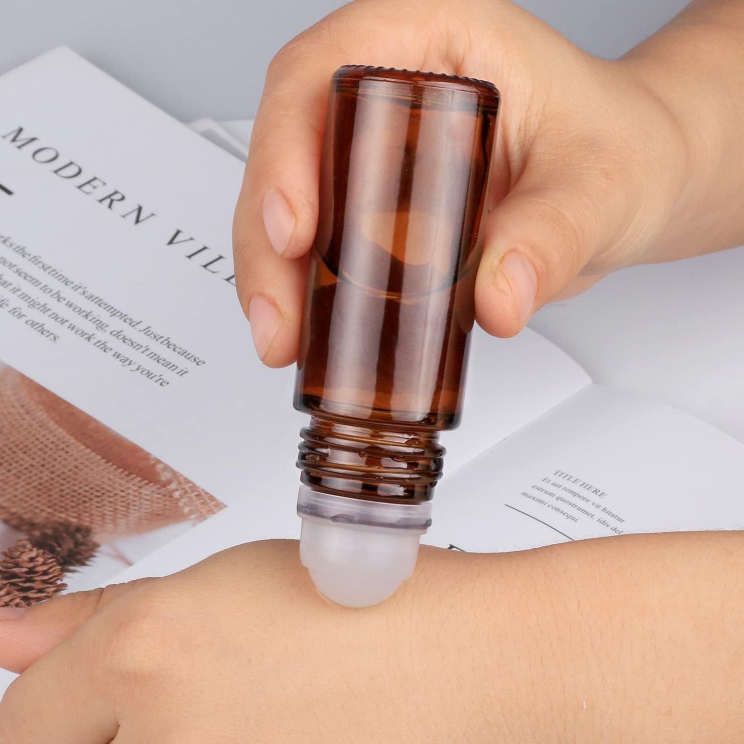 Qintreesify 2Pcs Brown Glass Essential Oil Roller Bottles Refillable Roll on Bottles Empty Deodorant Bottle Containers Rollerball Beauty Personal Care Fragrance Cosmetics Tools (50ML)