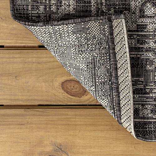 JONATHAN Y Boho Medallion Indoor Outdoor Rug 7'9" x 10' Black Gray Textured Weave