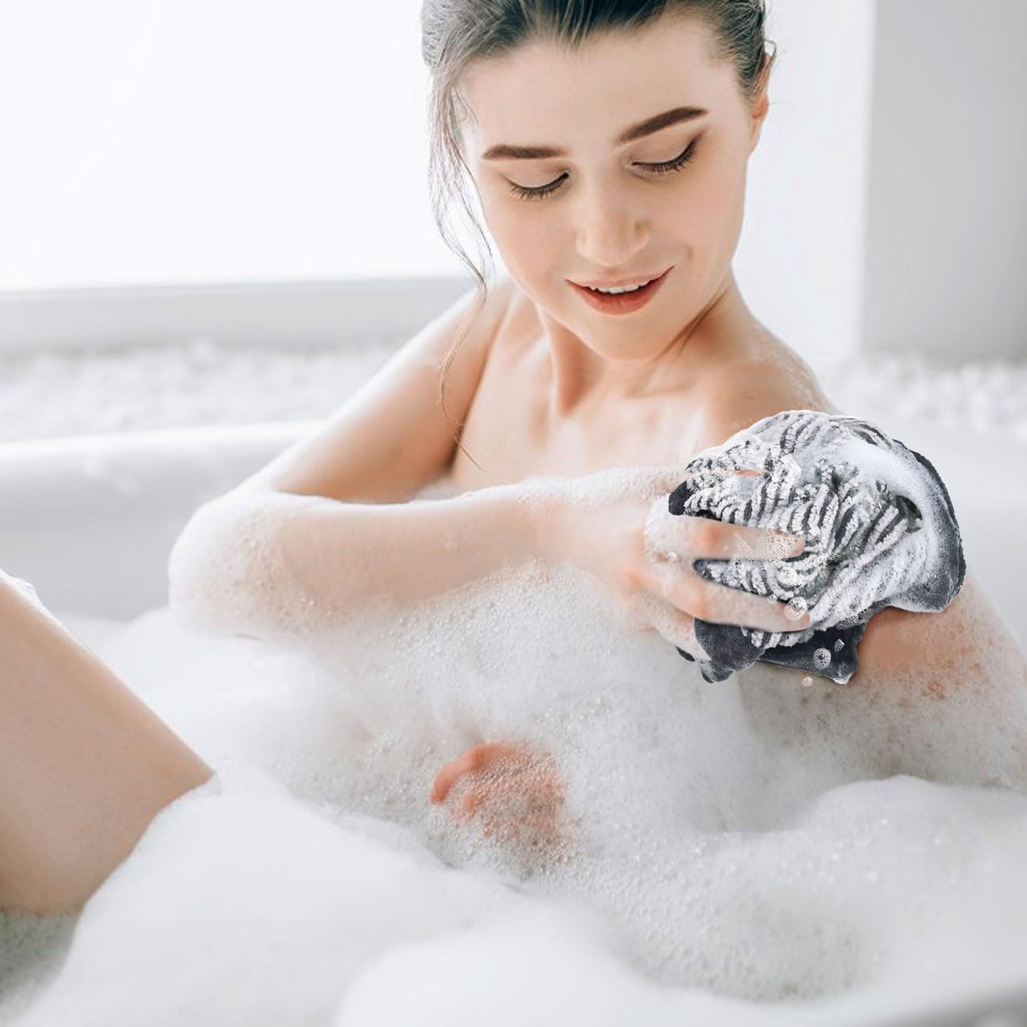 Cleanbear Wash Cloths for Showering, 12 Washcloths with Stylish Jacquard Weaved Design, Cotton Washcloth Set, 13 x 13 Inches, Gray