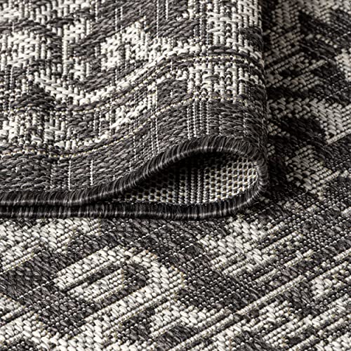 JONATHAN Y Boho Medallion Indoor Outdoor Rug 7'9" x 10' Black Gray Textured Weave