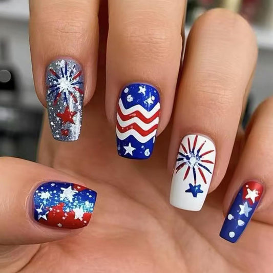 24 Pcs 4th of July Press On Nails Short Square,YEFIUO Blue Silver White Fake Nails Press ons Nail Art Tips Acrylic Nail Kit Glue on Nails Full Cover False Nails with Independence Day Design for Ma'am