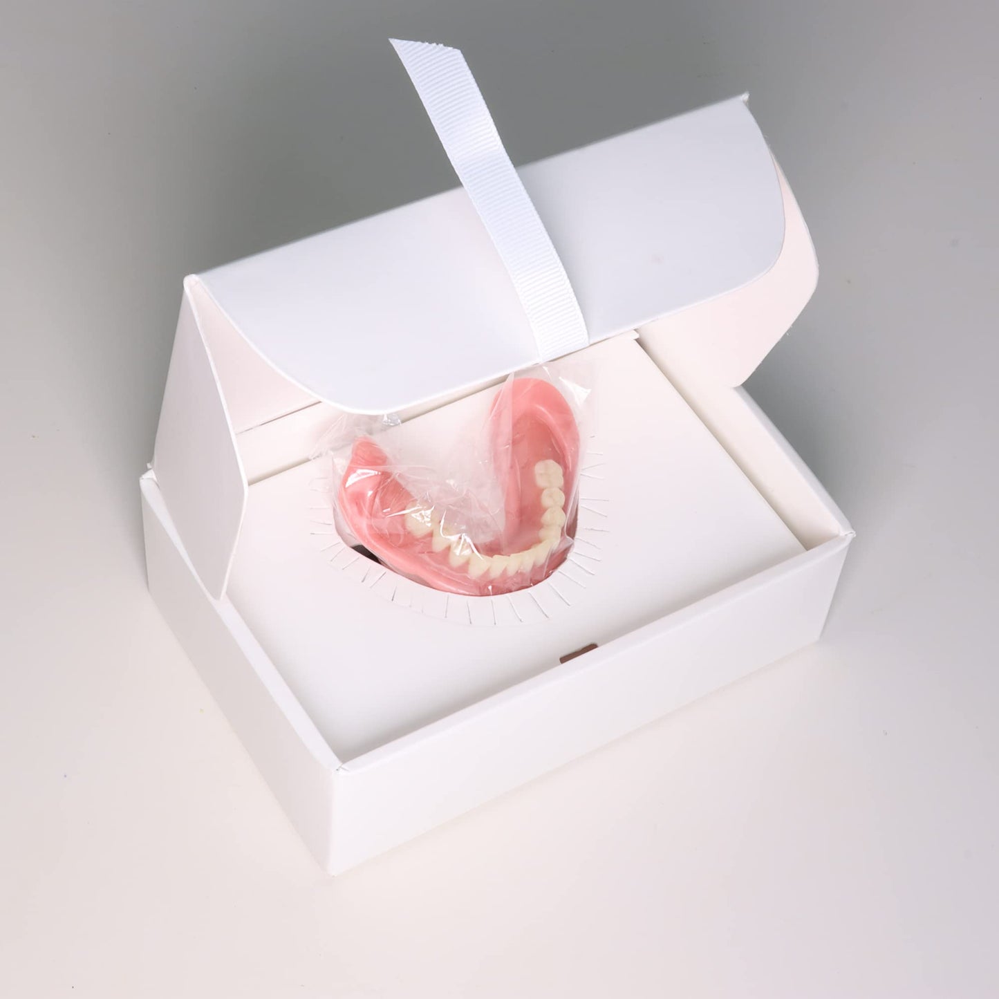Easy Denture: Self-fit at Home in Mins, Boil-&-Bite Functional Denture, Adjusts for Narrow or Wide Arches, Long-term or temporary Solution, Eat, Drink and Smile Confidently, Small/Medium Denture Set