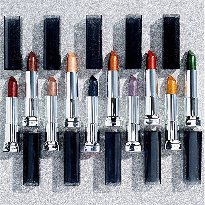 Maybelline New York Color Sensational Silver Lipstick Metallic Lipstick, Smoked Silver, 0.15 oz