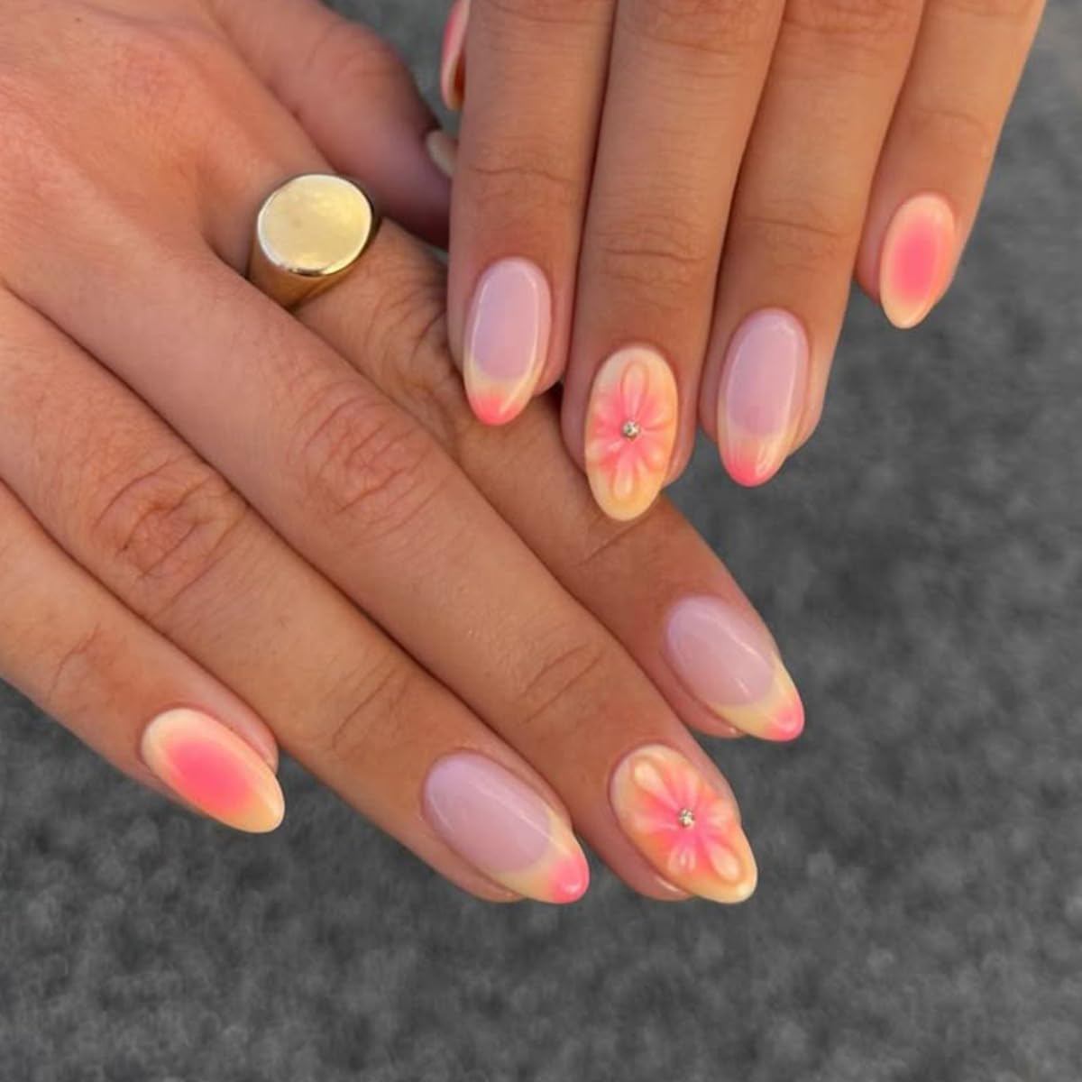 French Press on Nails Short Oval Fake Nails 3D Gelnail Flower Design Ombre Acrylic False Nails Kit Summer Glue on Nails Almond Press on Nails French Tip Nails Glossy Stick on Nails for Women 24PCS