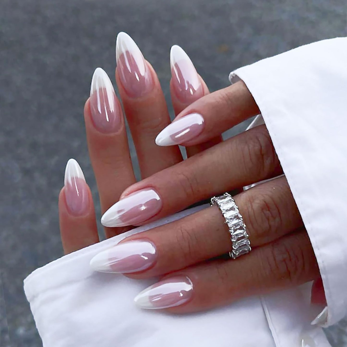 24PCS French Tip Press on Nails Medium Almond Fake Nails with Glue Handmade Pink Acrylic Nails Design Full Cover Glossy False Nails Stick on Nails for Women Manicure Decoration