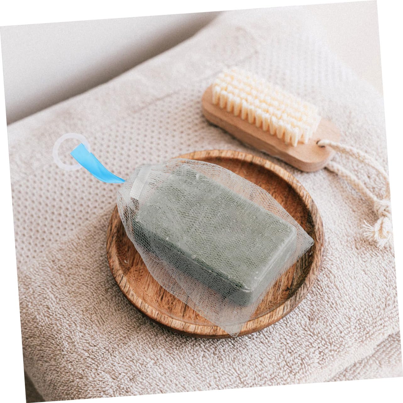 minkissy 4pcs Facial Foaming Nets for Soap Exfoliating Bubble Maker Pouches for Gentle Face Wash Skincare Routine Sponge Flower Design