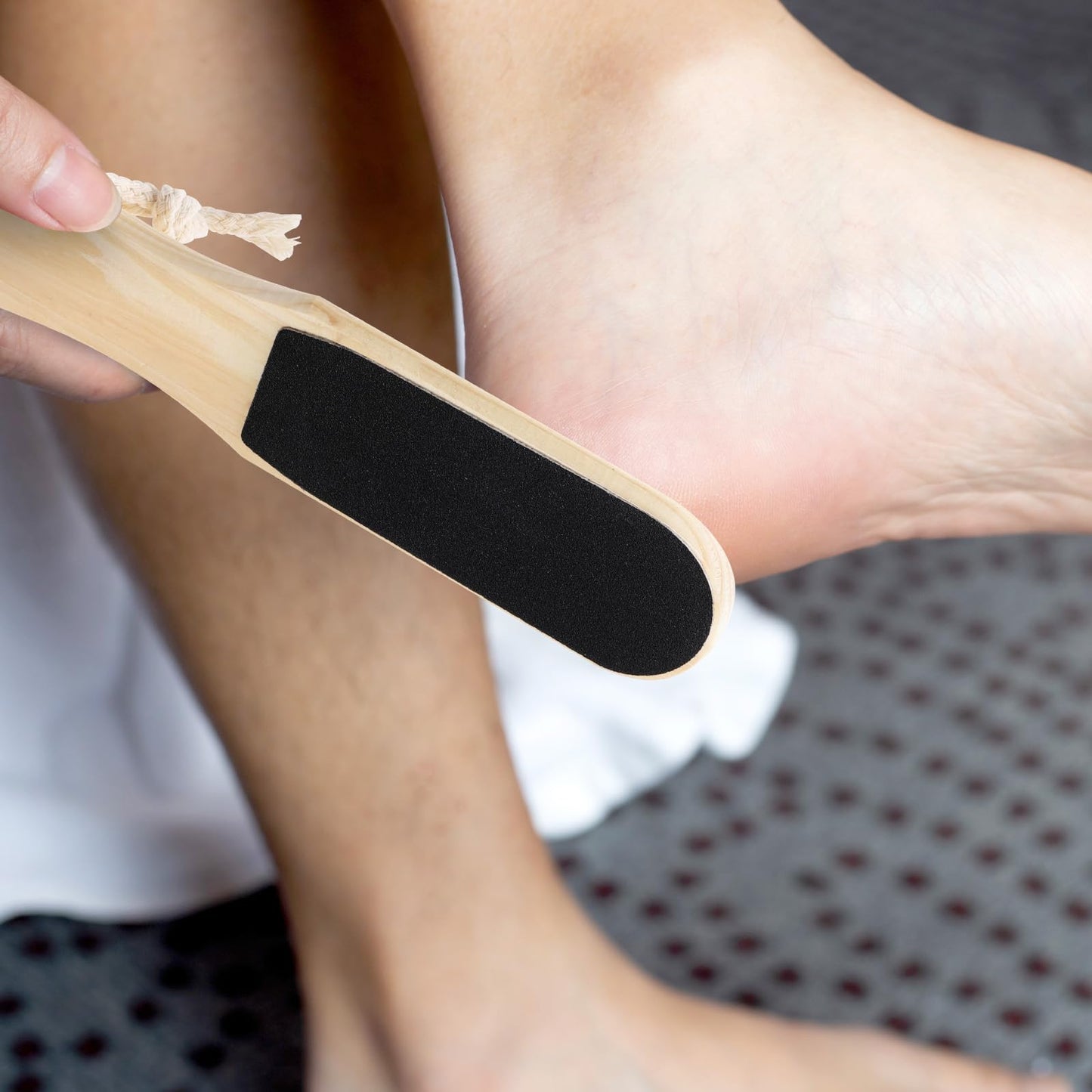 Piriuuo Wooden Heel Scraper for Feet, Foot File for Dead Skin Double-Sided Foot Scrubber with Bamboo Handle Professional Pedicure Tools for Callus, Dry, Hard Skin Removal