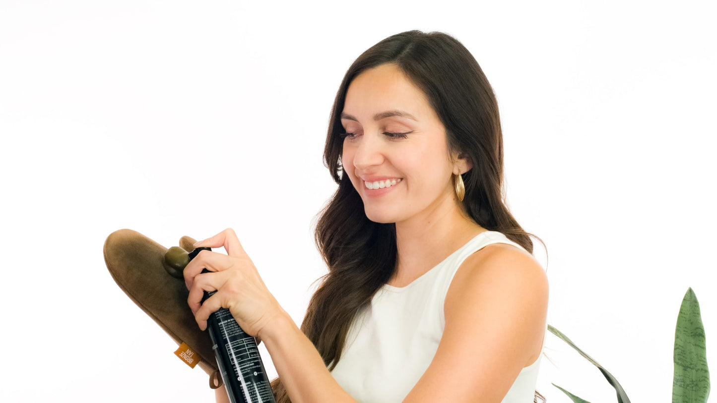 Self Tanning Mitt Applicator With Thumb – Ultra Soft Self Tanner Mitt for Applying Tanning Mousse or Lotion – Machine Washable & Reusable Sunless Tanning Glove for Streak-Free Tan