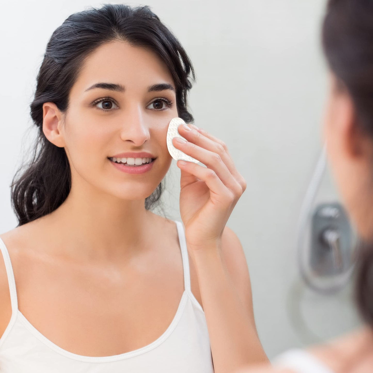 Desert Essence Natural Tea Tree Oil Facial Cleansing Pads - 50 Count - Pack of 3 - Face Cleanser - Soothes & Calms Skin - Makeup Remover Pads - Removes Oil & Dirt - Great for Travel - Essential Oils