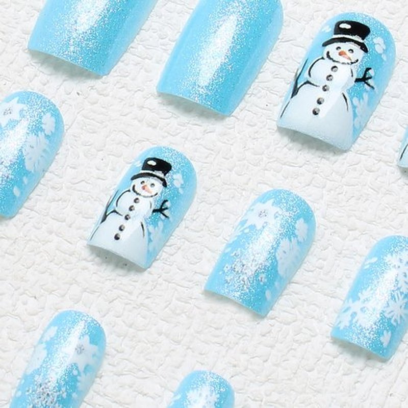 Christmas Press on Nails Short Square Blue Glitter Fake Nails with Snowflake ＆ Snowman Designs Cute Xmas Winter Acrylic Nails Full Cover False Nails Stick on Nails for Women Women Nail Art DIY 24 Pcs